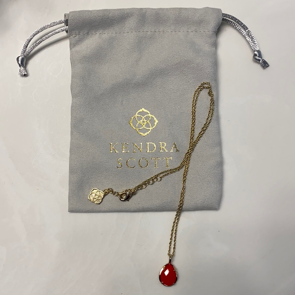 Kendra Scott Necklace